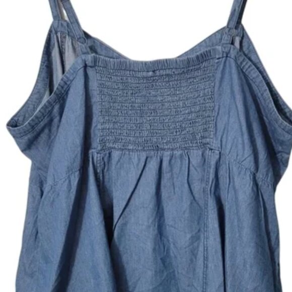 NWT Torrid Blue Chambray Button Front Fit and Flare Cami Top Size 3 - Picture 4 of 5